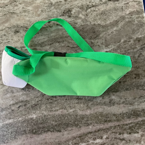 Lite Lucky & Lite fanny pack/belt bag with beer caddy - Picture 6 of 7